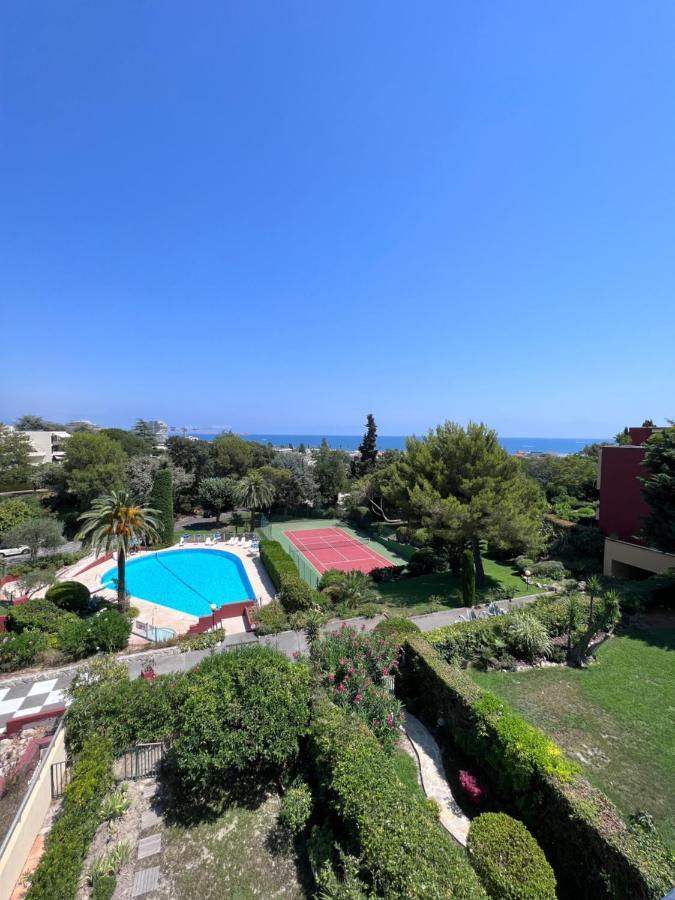 Rooftop Villeneuve المظهر الخارجي الصورة