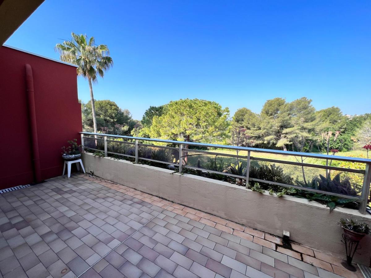 Rooftop Villeneuve المظهر الخارجي الصورة